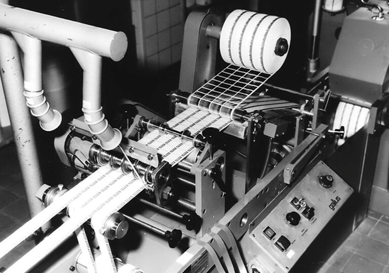 Etikettendruckmaschine aus dem Jahr 1965